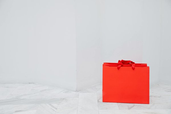 Explore Premier UK Boutiques for Stunning Handmade Ceramic Jewelry Designed for Women